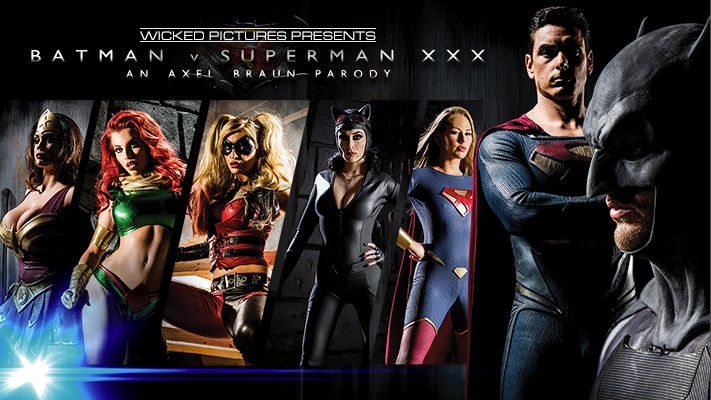 蝙蝠侠V超人XXX--基于DC漫画的超级英雄电影的西部成人视频。
